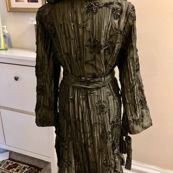 VINTAGE 90s Sensational Viscose Green Summer/Spring Coat - Picture 2 of 9